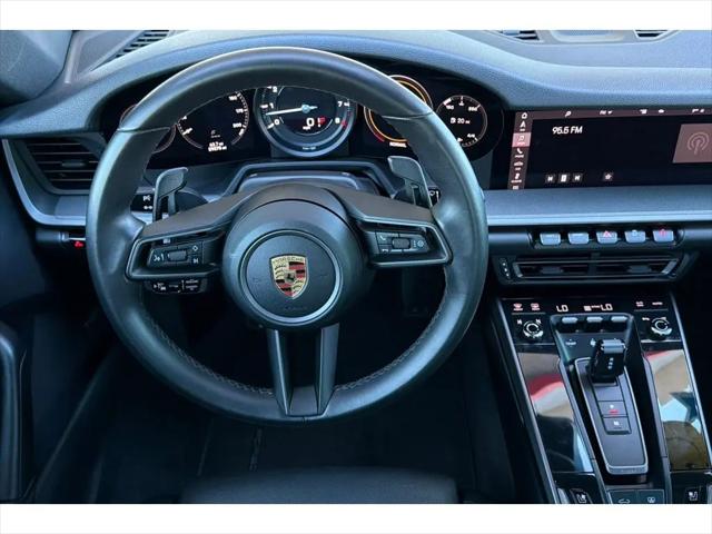 2020 Porsche 911 Carrera