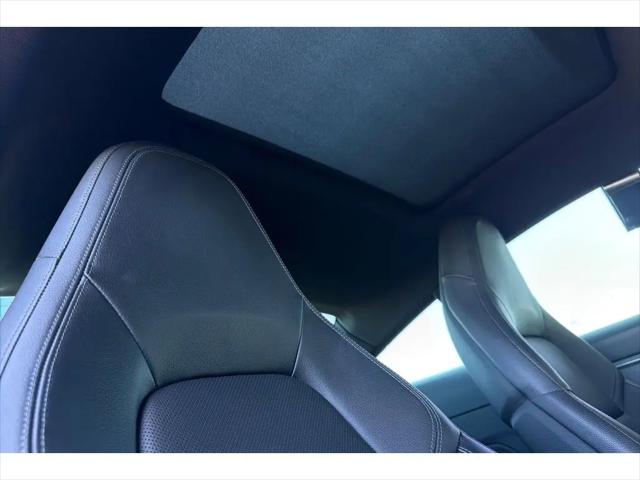 2020 Porsche 911 Carrera