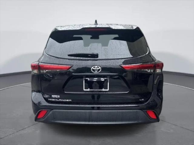 2023 Toyota Highlander LE