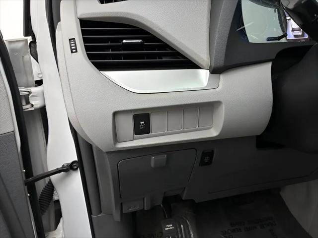 2018 Toyota Sienna LE 8 Passenger