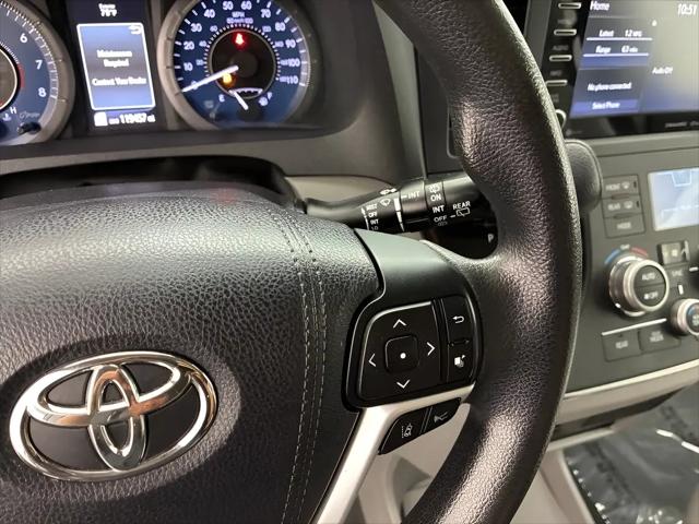 2018 Toyota Sienna LE 8 Passenger