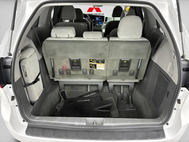 2018 Toyota Sienna LE 8 Passenger