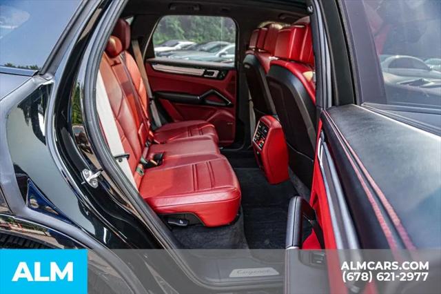 2023 Porsche Cayenne S Platinum Edition