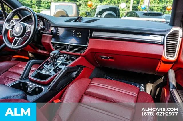 2023 Porsche Cayenne S Platinum Edition