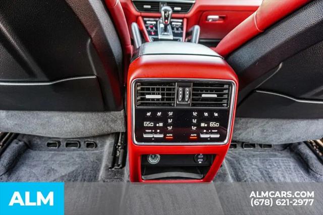 2023 Porsche Cayenne S Platinum Edition