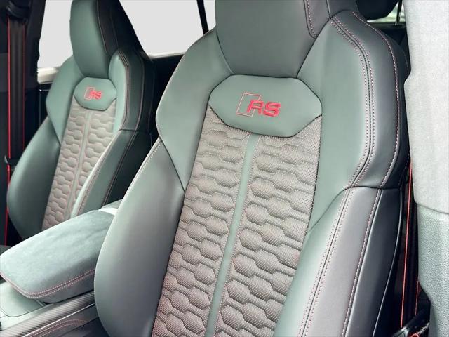 2026 Audi RS Q8 performance quattro tiptronic
