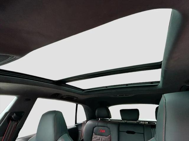2026 Audi RS Q8 performance quattro tiptronic