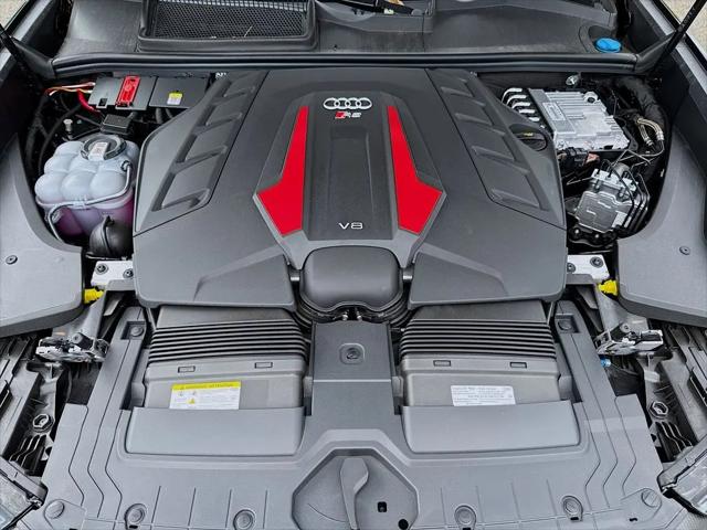2026 Audi RS Q8 performance quattro tiptronic