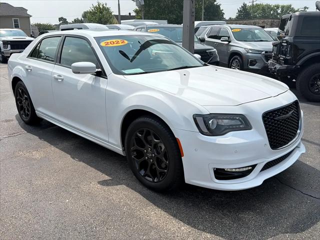 2022 Chrysler 300 Touring L AWD for sale in Hamilton, OH