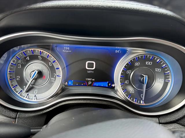 2022 Chrysler 300 Touring L AWD