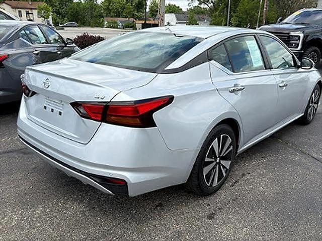 2022 Nissan Altima SV FWD