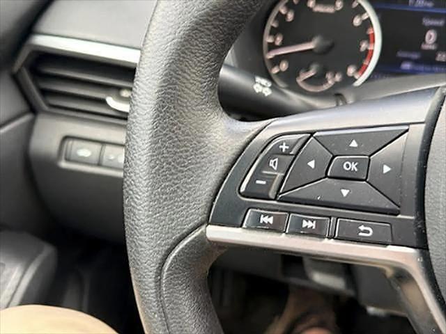 2022 Nissan Altima SV FWD