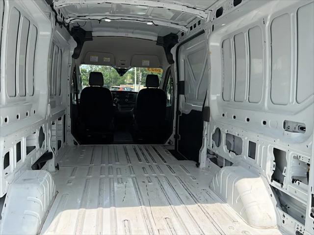 2023 Ford Transit Cargo Van T-250