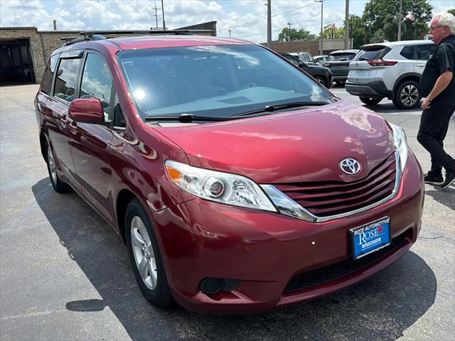 2017 Toyota Sienna for sale near Hamilton, OH