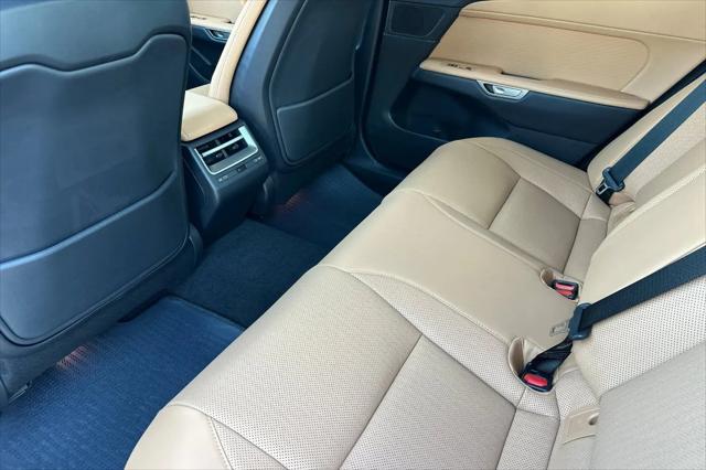 2026 Lexus ES 350 Premium