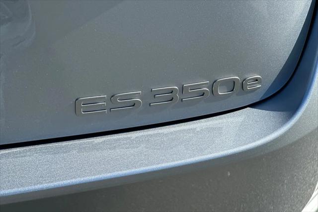 2026 Lexus ES 350 Premium