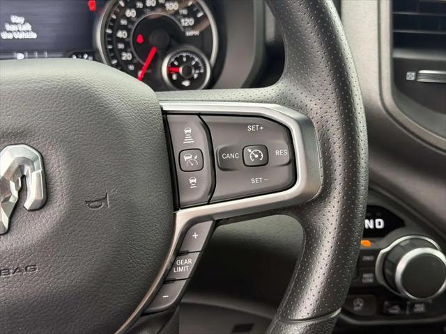 2026 Ram 1500 Warlock Crew Cab 4x4 5'7" Box