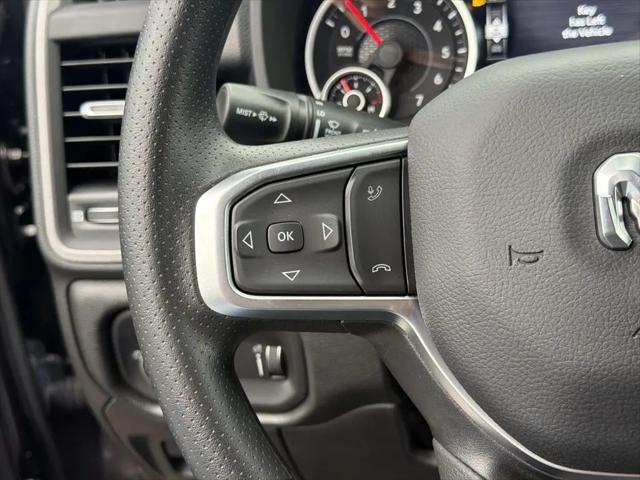 2026 Ram 1500 Warlock Crew Cab 4x4 5'7" Box