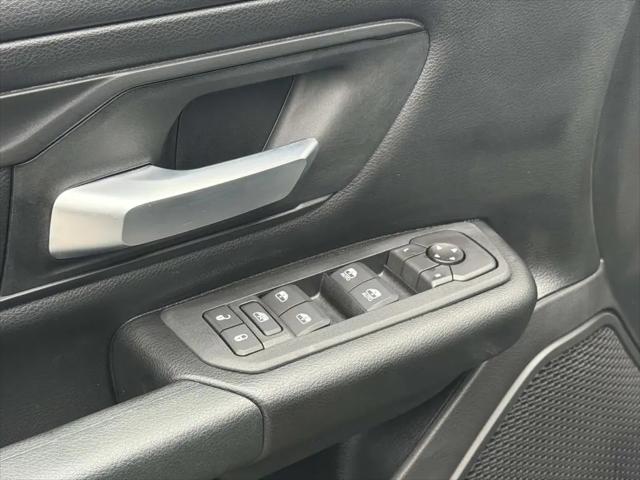 2026 Ram 1500 Warlock Crew Cab 4x4 5'7" Box