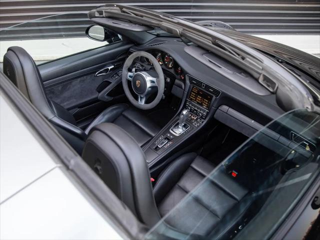 2016 Porsche 911 4 GTS