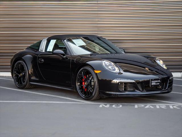 2016 Porsche 911 4 GTS