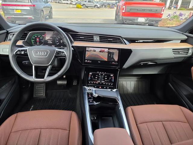 2024 Audi e-tron S line Premium Plus quattro