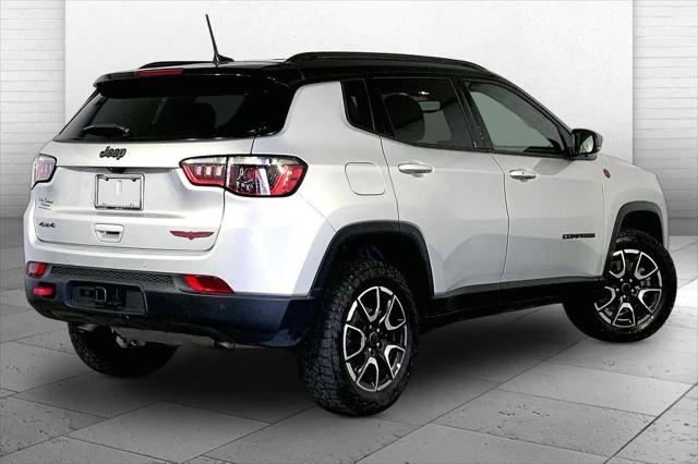 2025 Jeep Compass Trailhawk 4x4