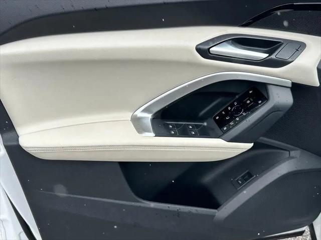 2025 Audi Q5 Premium TFSI quattro S tronic