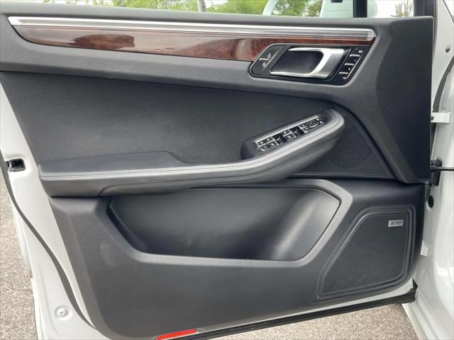 2021 Porsche Macan Turbo