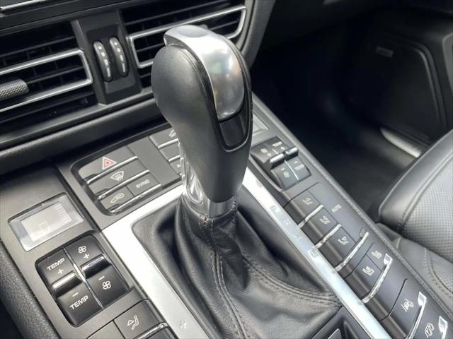 2021 Porsche Macan Turbo