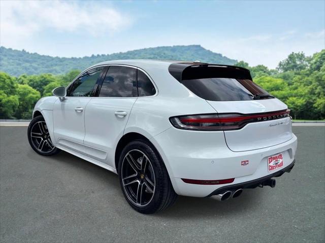 2021 Porsche Macan Turbo