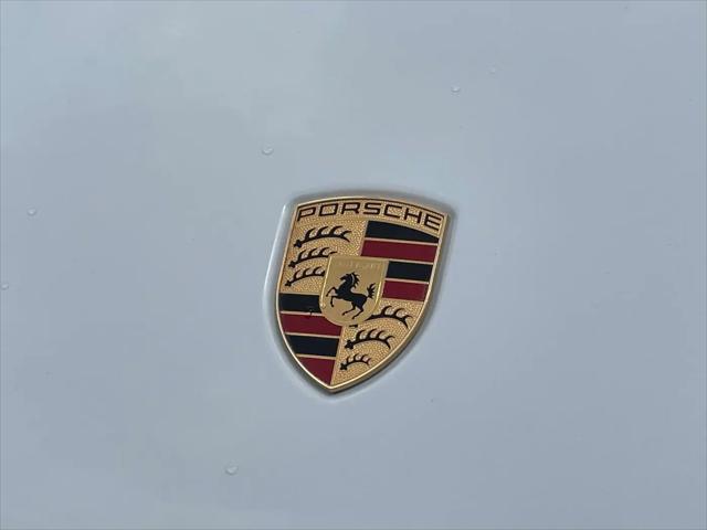 2021 Porsche Macan Turbo