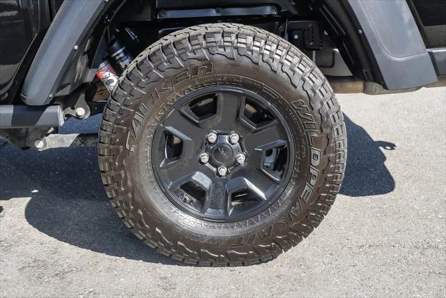 2022 Jeep Gladiator Sport