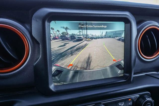 2022 Jeep Gladiator Sport