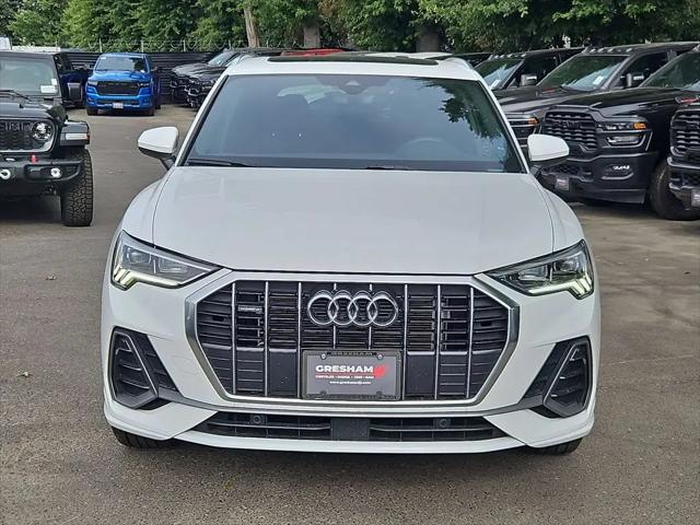 2025 Audi Q3 Premium 45 TFSI S line quattro Tiptronic