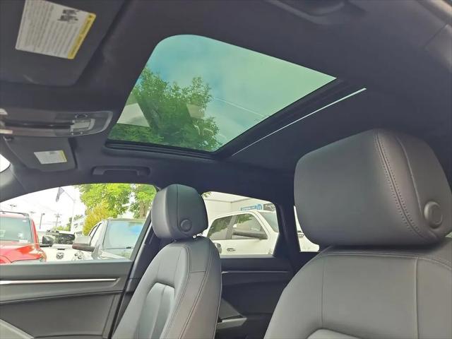 2025 Audi Q3 Premium 45 TFSI S line quattro Tiptronic