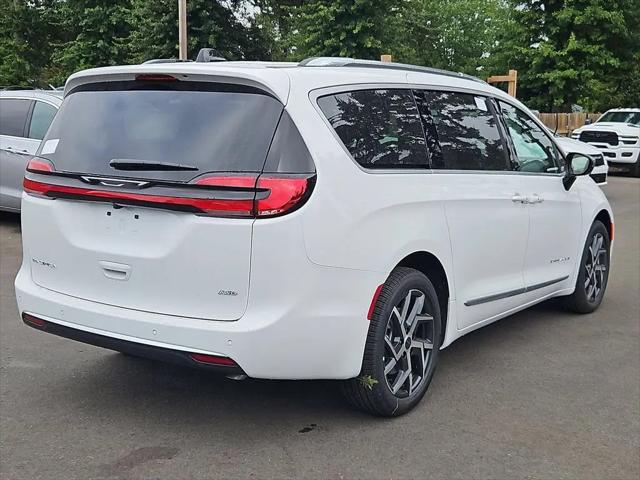 2027 Chrysler Pacifica Pinnacle AWD