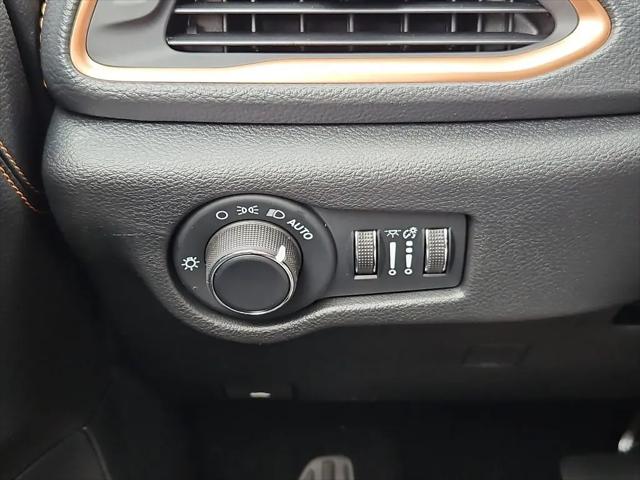 2027 Chrysler Pacifica Pinnacle AWD