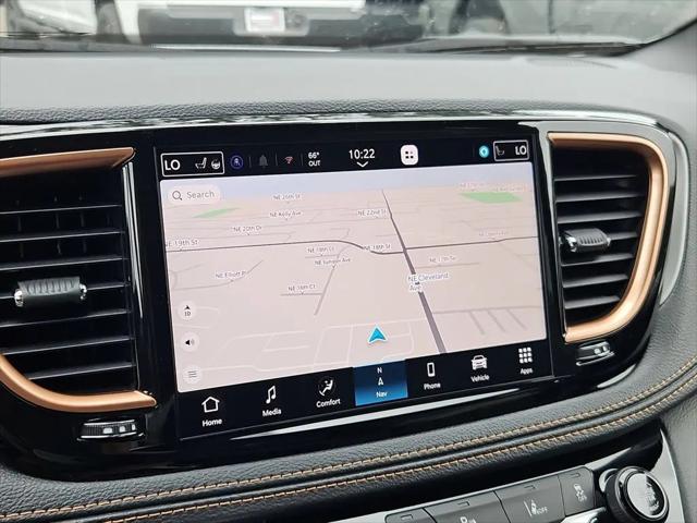 2027 Chrysler Pacifica Pinnacle AWD