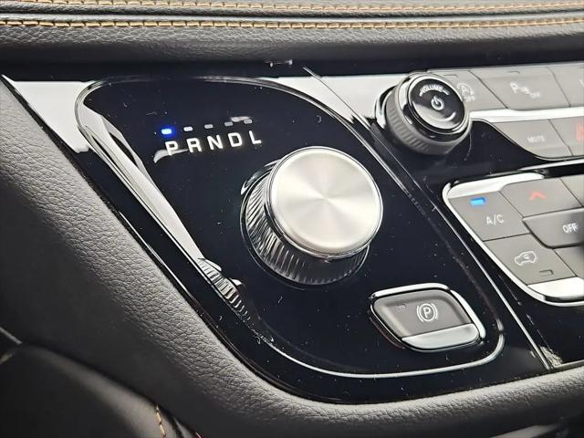 2027 Chrysler Pacifica Pinnacle AWD