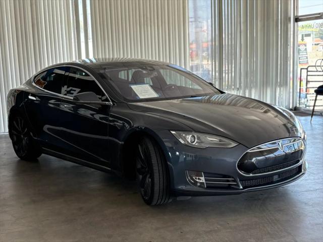 2015 Tesla Model S 85D