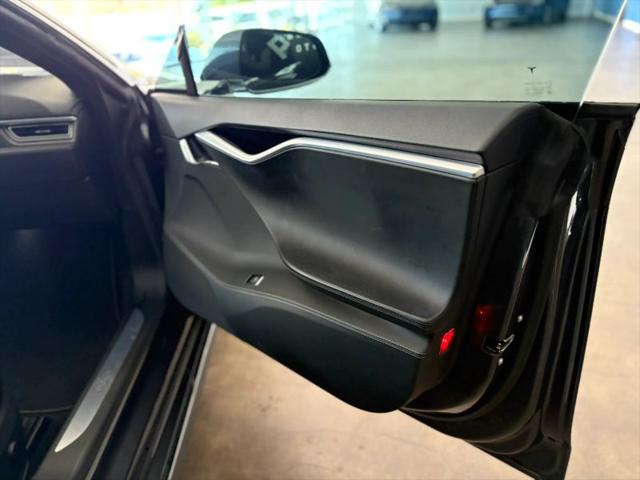 2015 Tesla Model S 85D