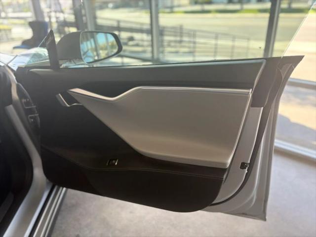 2015 Tesla Model S P85D