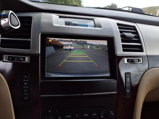 2013 Cadillac Escalade ESV Luxury