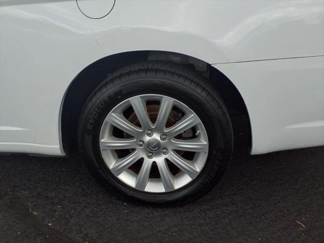 2012 Chrysler 200 Touring