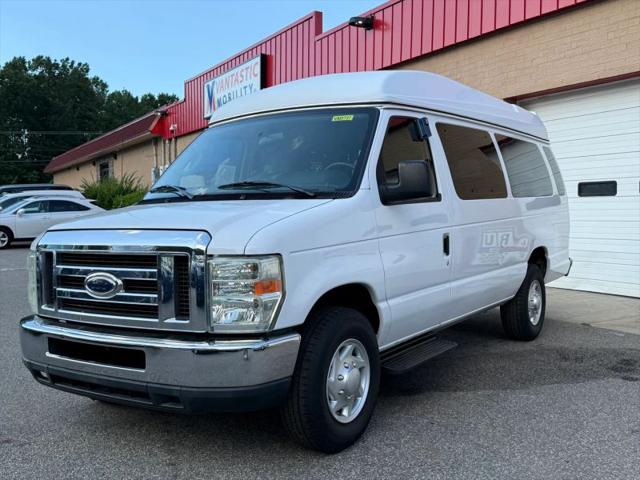 2011 Ford E-350 Super Duty XLT