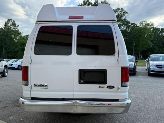 2011 Ford E-350 Super Duty XLT