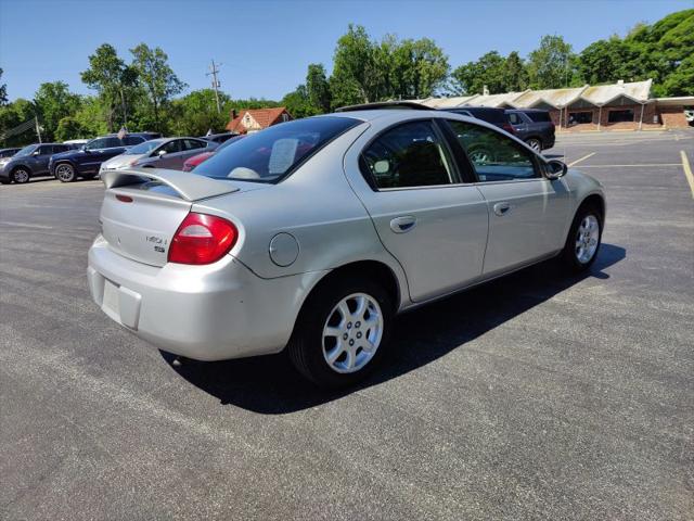 2004 Dodge Neon SXT