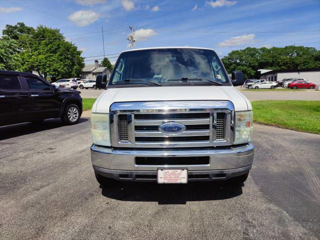 2010 Ford E-350 Super Duty XLT