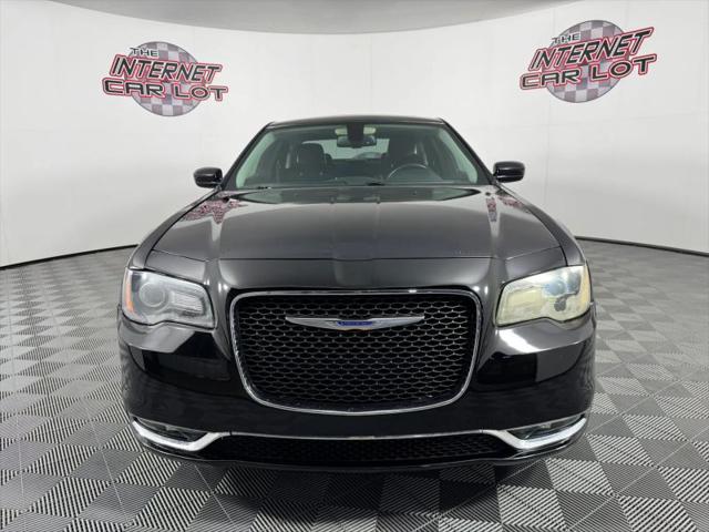 2016 Chrysler 300 Anniversary Edition